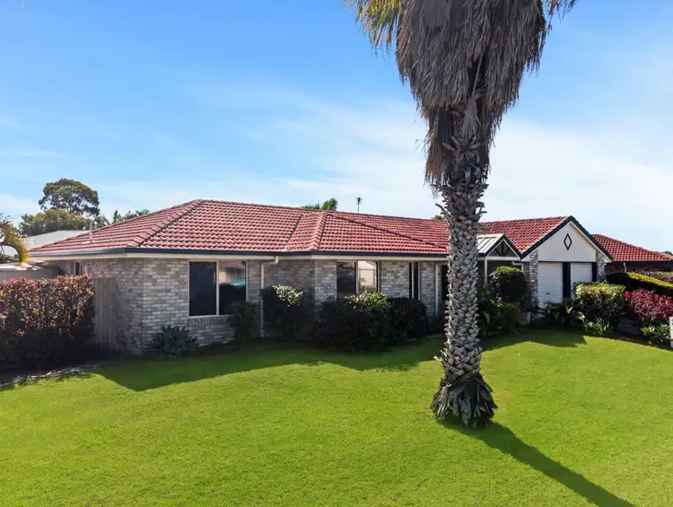 Second view of Homely house listing, 2 Yacht Close, Point Vernon QLD 4655