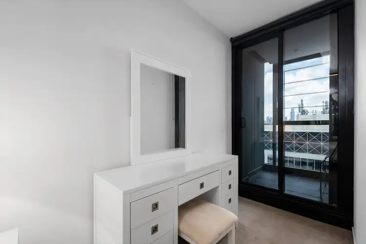 Fifth view of Homely apartment listing, 1711/568 St Kilda Road, Melbourne VIC 3004