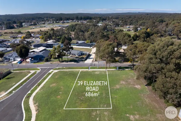 39 Elizabeth Road, Creswick VIC 3363