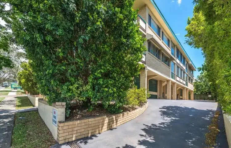 2/33 Oliver Street, Nundah QLD 4012