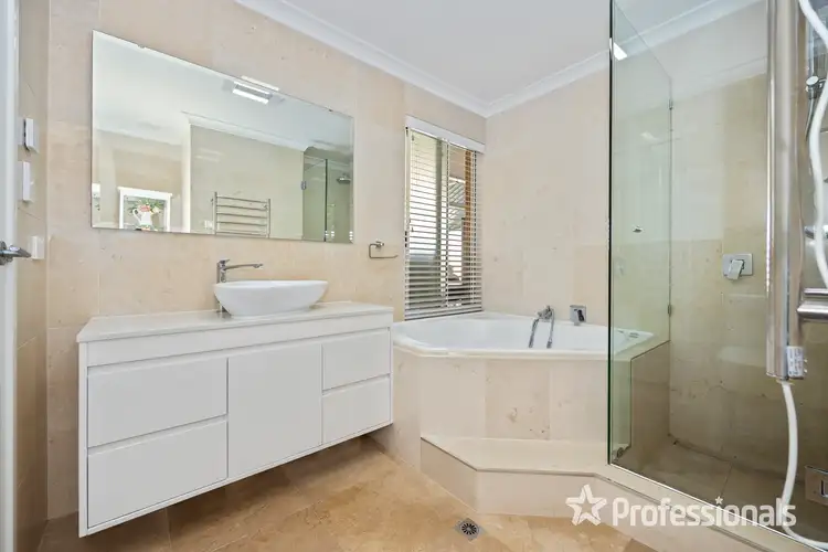 Sixth view of Homely house listing, 21 Ellenbrae Place, Marangaroo WA 6064