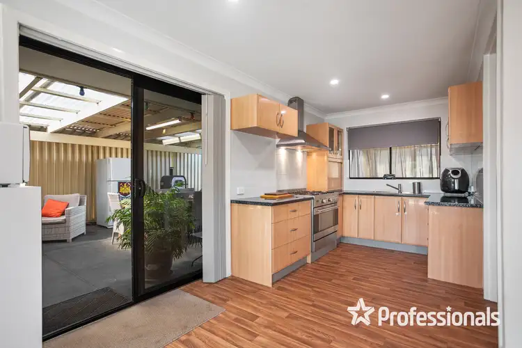 Fourth view of Homely house listing, 2 Robin Court, Armadale WA 6112