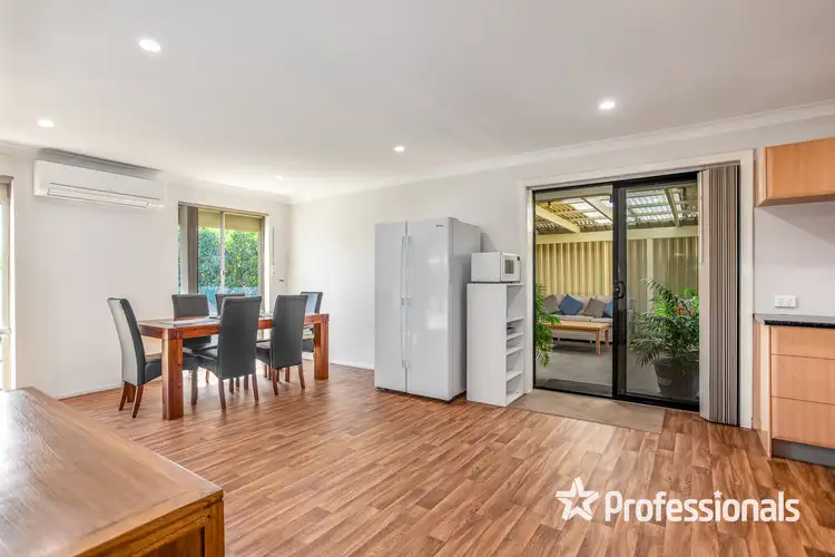 Sixth view of Homely house listing, 2 Robin Court, Armadale WA 6112