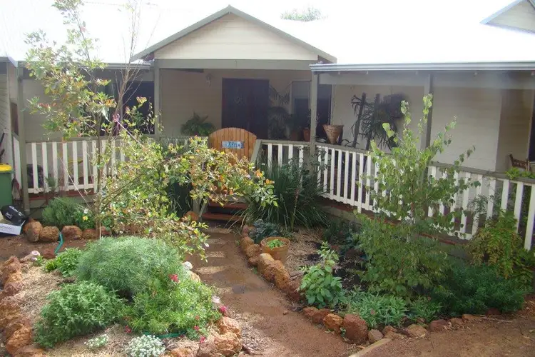 8 Huggett Place, Bridgetown WA 6255