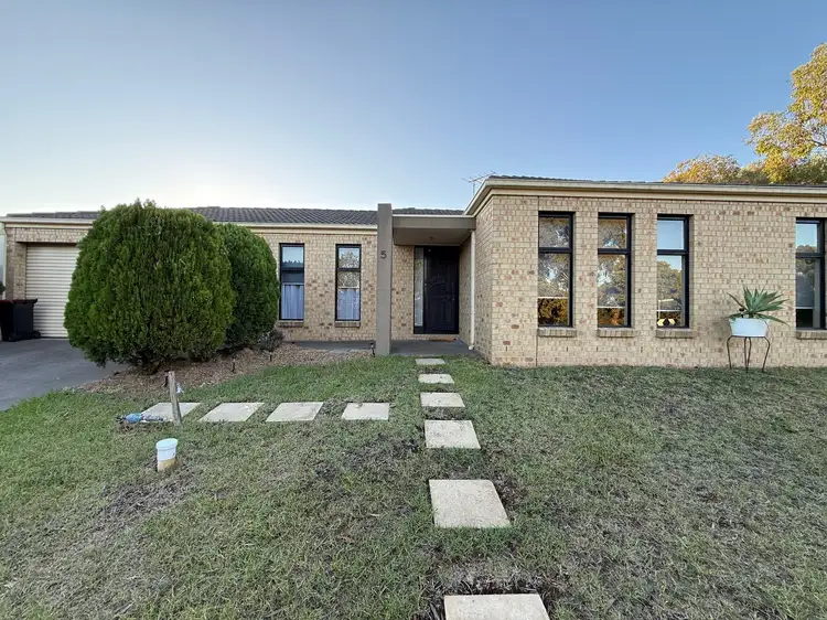 5 Bungaree Track, Burnside Heights VIC 3023