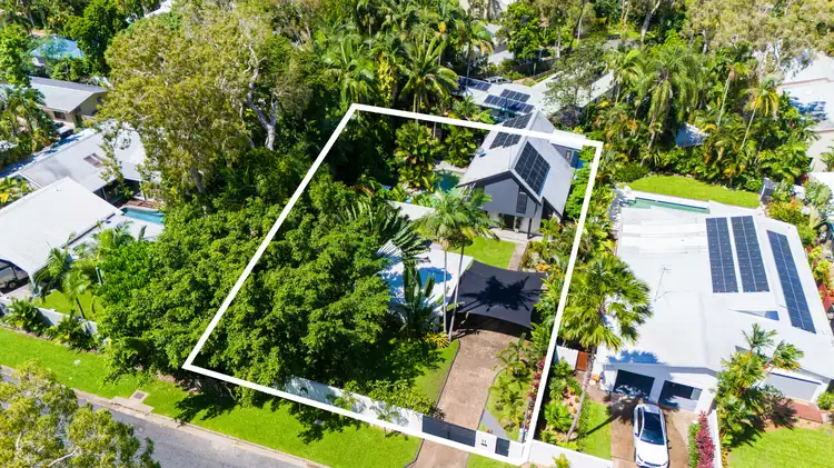 11 Langley Road, Port Douglas QLD 4877
