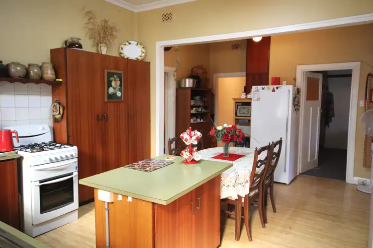 Sixth view of Homely house listing, 2 Swanstone Street, Collie WA 6225