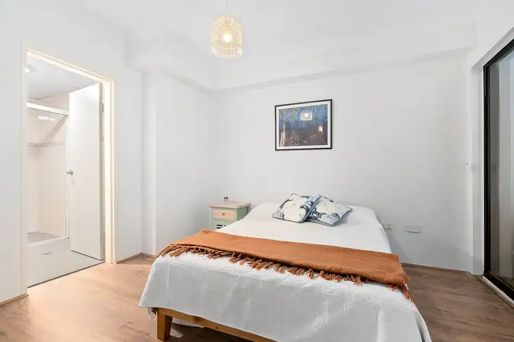 Third view of Homely apartment listing, 6/6-8 College Crescent, Hornsby NSW 2077