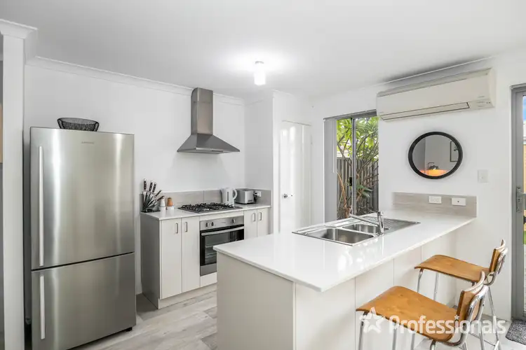 Fifth view of Homely house listing, 10 Luxhay Parkway, Aveley WA 6069
