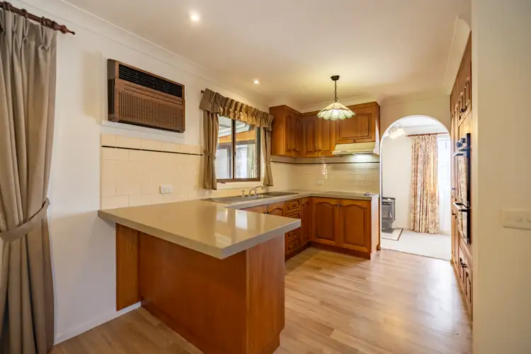 Sixth view of Homely house listing, 9 Wilkinson Place, Tumut NSW 2720