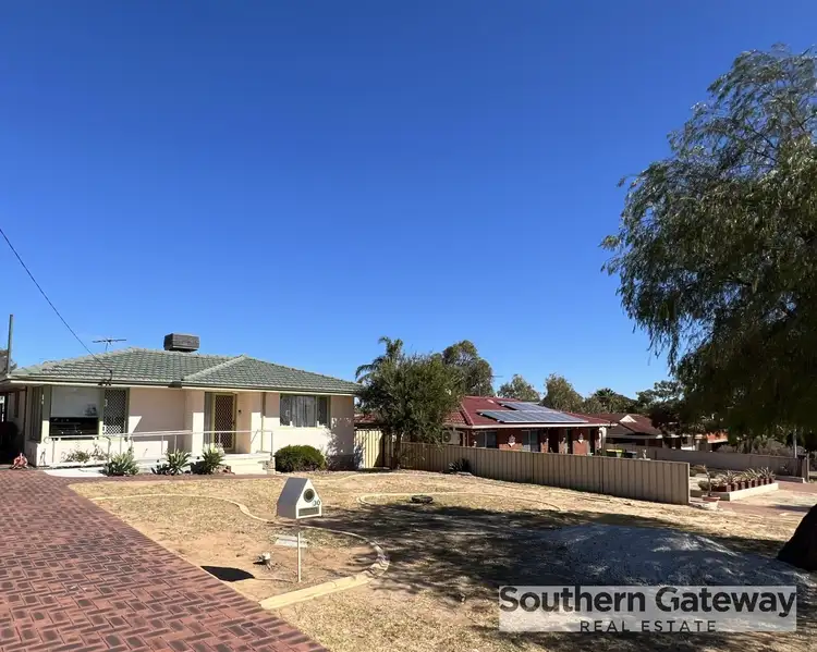 30 McKean Way, Parmelia WA 6167
