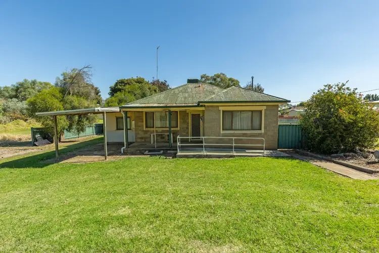 19 Edward Street, Junee NSW 2663