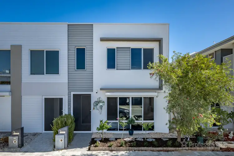 18 Turnstone Street, Alkimos WA 6038