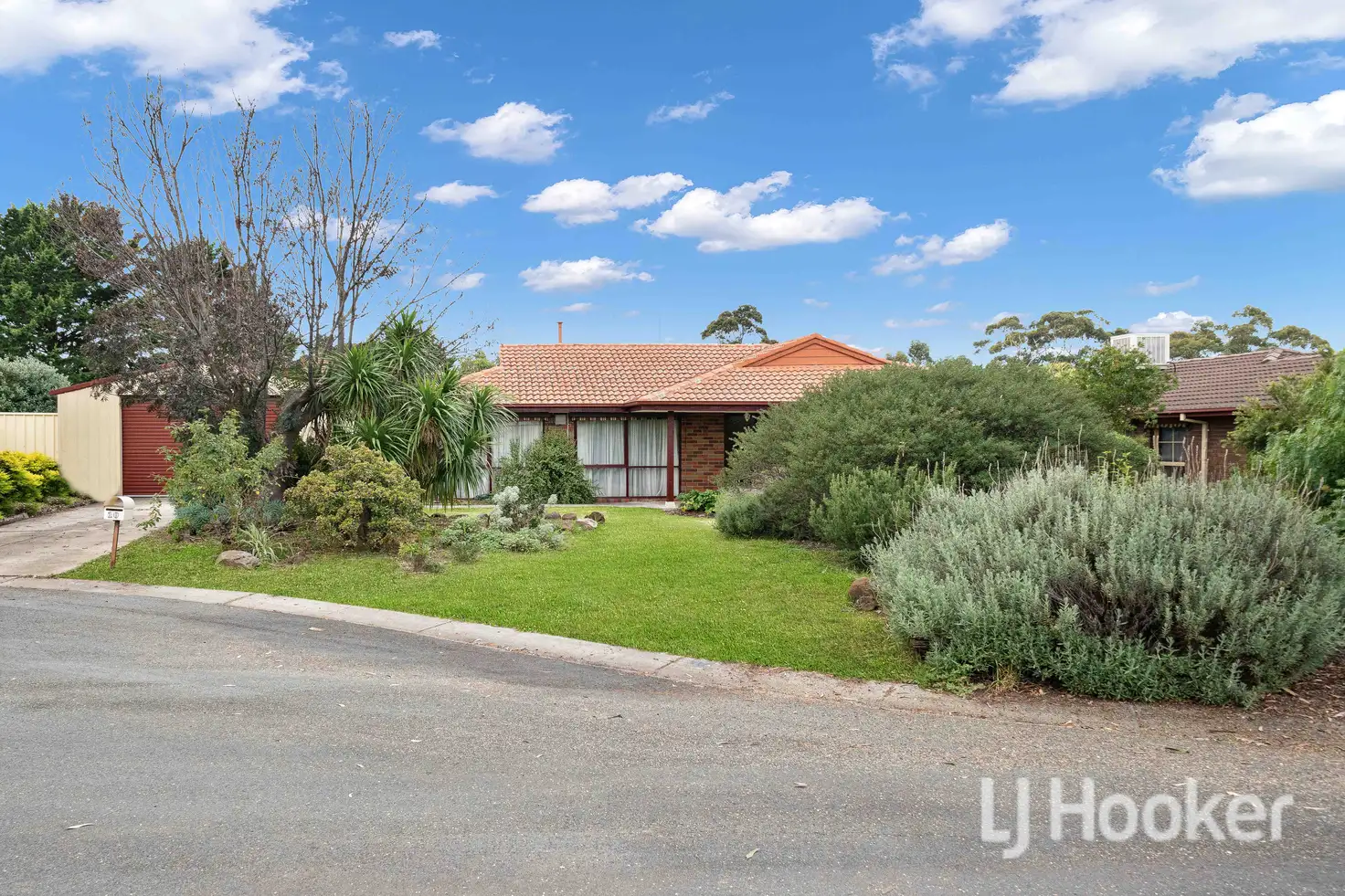 Main view of Homely house listing, 10 Catalina Place, Melton West VIC 3337