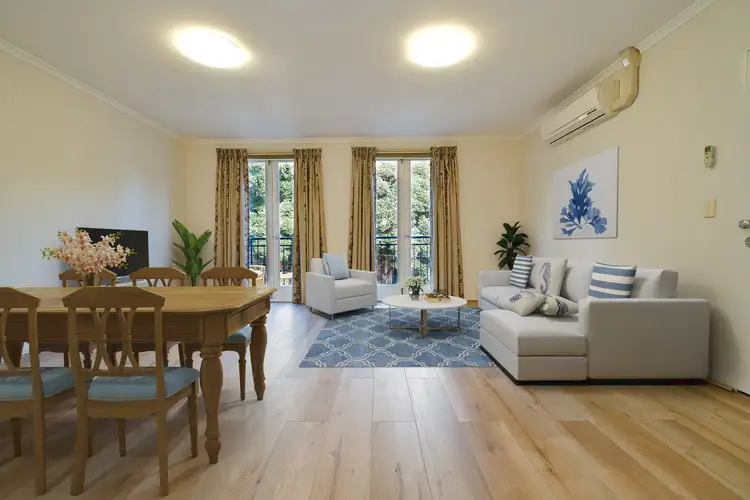 Main view of Homely apartment listing, 4/104 Coventry Street, Southbank VIC 3006