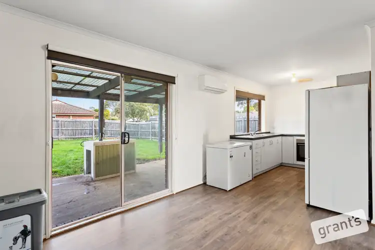 Fifth view of Homely house listing, 2 Borrowdale Court, Cranbourne West VIC 3977