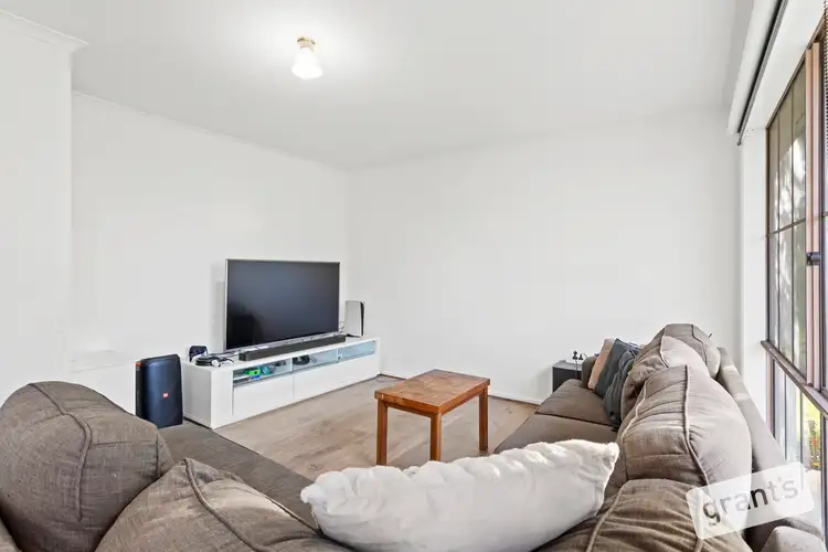 Sixth view of Homely house listing, 2 Borrowdale Court, Cranbourne West VIC 3977