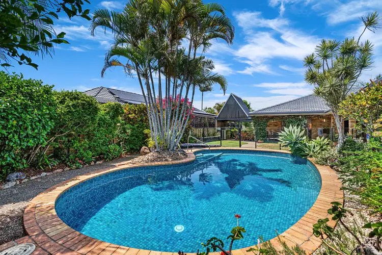 10 Gladiolus Court, Hollywell QLD 4216