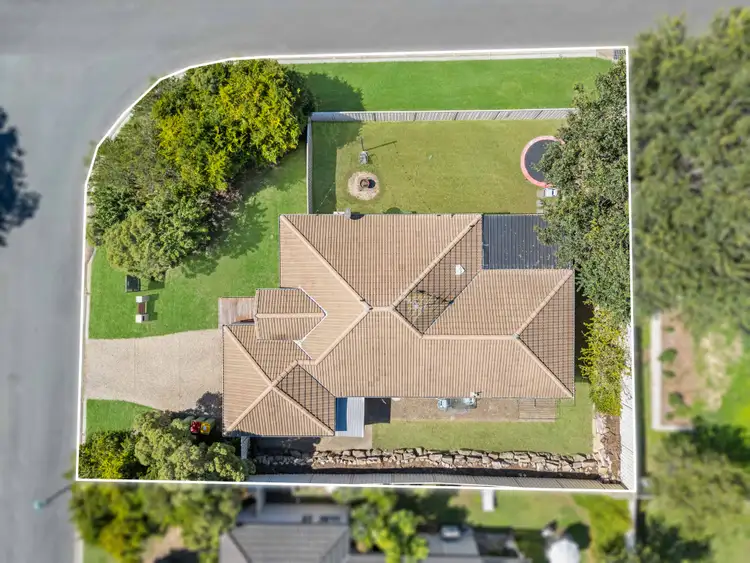 Second view of Homely house listing, 2 Amie Place, Raceview QLD 4305