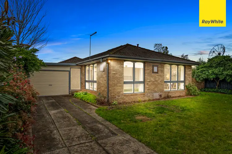 7 Rathdowne Circuit, Melton West VIC 3337