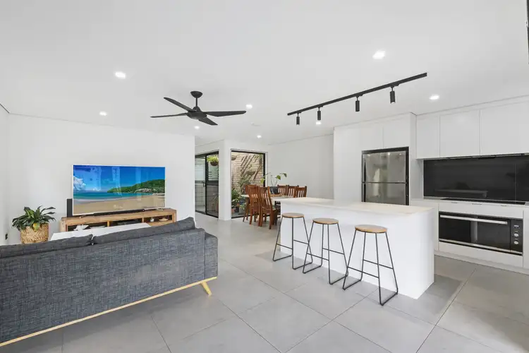 Sixth view of Homely semi-detached listing, 1/11 Maiala Close, Paradise Point QLD 4216