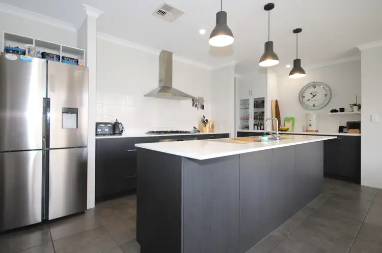 Sixth view of Homely house listing, 10 Binfield Street, Australind WA 6233