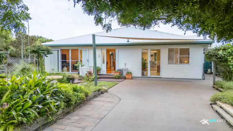 4 Emu Court, Woodgate QLD 4660