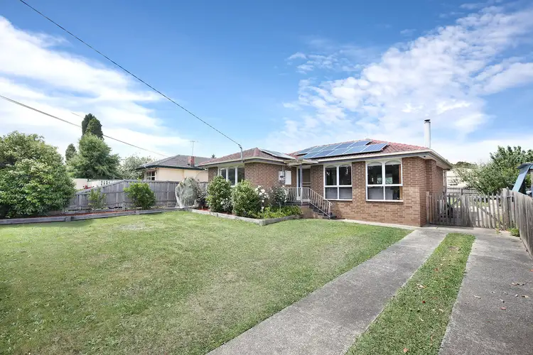 16 Beverley Street, Scoresby VIC 3179