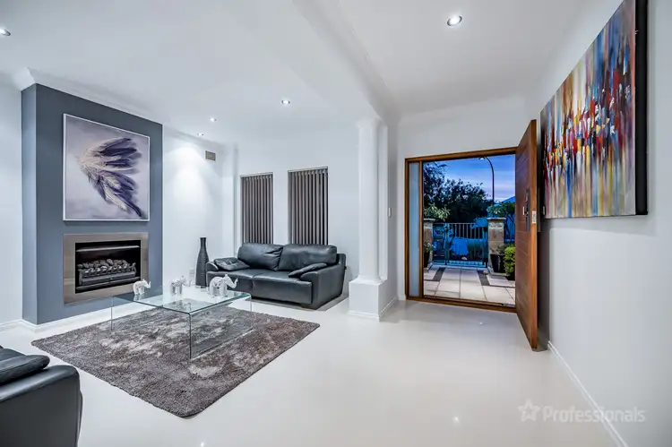 Third view of Homely house listing, 10 Brigantine Drive, Jindalee WA 6036
