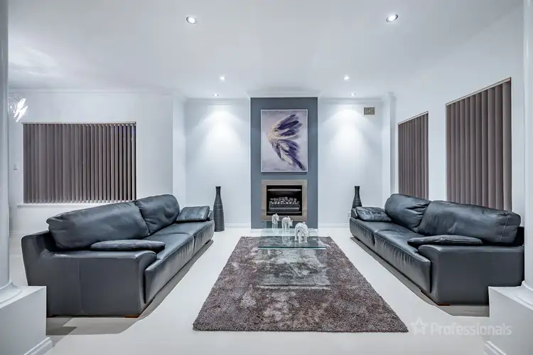 Fourth view of Homely house listing, 10 Brigantine Drive, Jindalee WA 6036