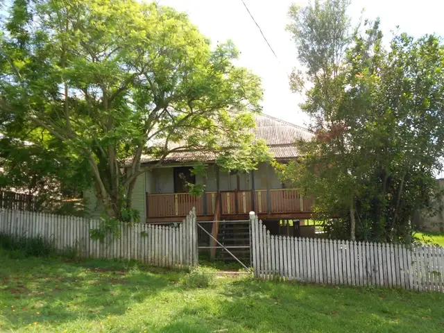 11 clematis St, Gympie QLD 4570