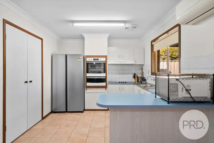 Fifth view of Homely house listing, 2 Tura Place, Glenfield Park NSW 2650