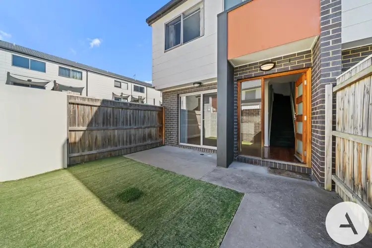 47/8 Henry Kendall Street, Franklin ACT 2913