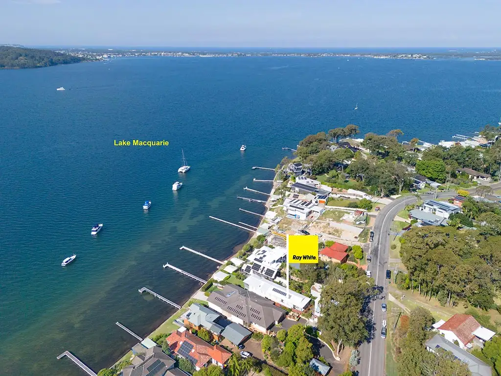 Main view of Homely house listing, 50 Skye Point Road, Coal Point NSW 2283