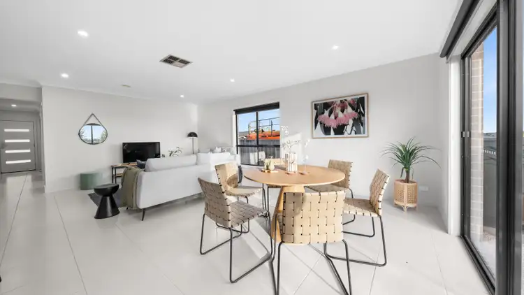 Fifth view of Homely house listing, 14 Holbrook Crescent, Kalkallo VIC 3064