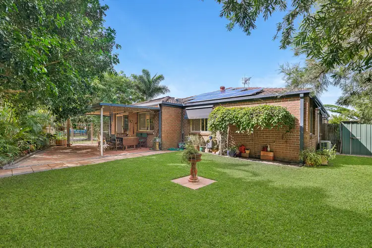 2/28 Crystal Reef Drive, Coombabah QLD 4216