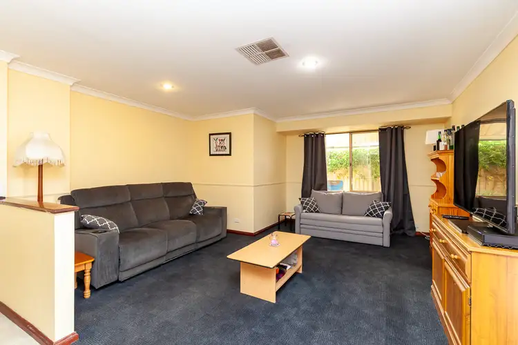 Fourth view of Homely house listing, 2 Argyll Close, Camillo WA 6111