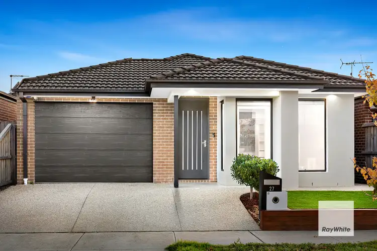 27 Wardan Avenue, Greenvale VIC 3059