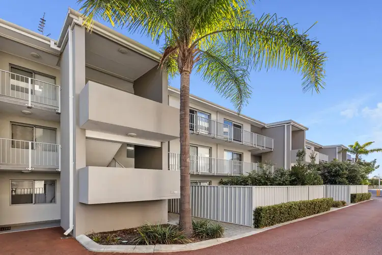 Main view of Homely house listing, 10/7 Groves Avenue, Attadale WA 6156