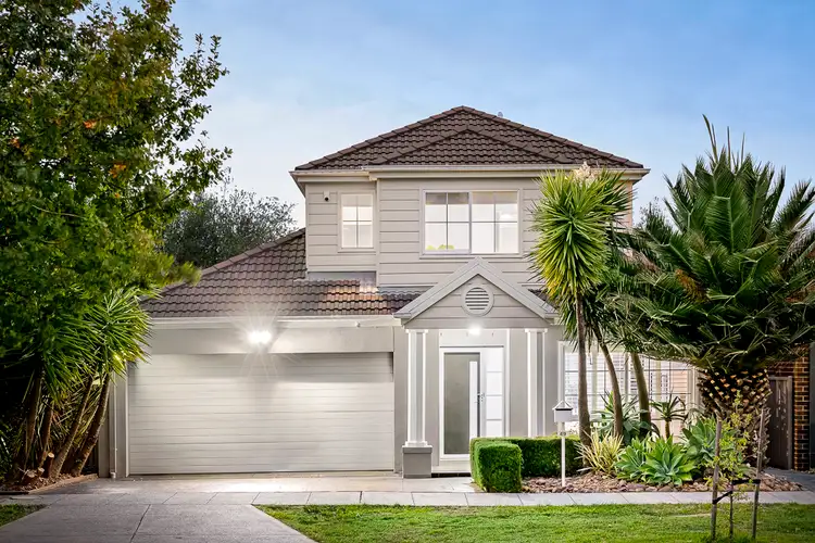 49 Oakview Parade, Caroline Springs VIC 3023