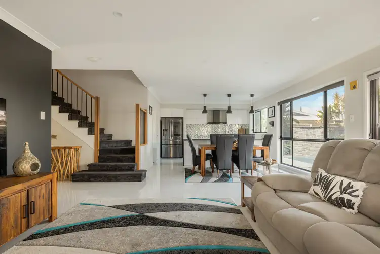 Sixth view of Homely house listing, 2 Lady Guinevere Circuit, Murrumba Downs QLD 4503