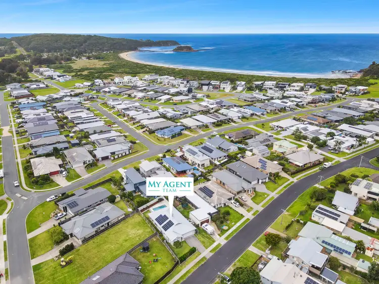 4 Red Hill Parade, Tomakin NSW 2537