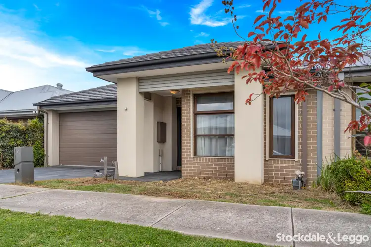 8 Paxton Street, Craigieburn VIC 3064