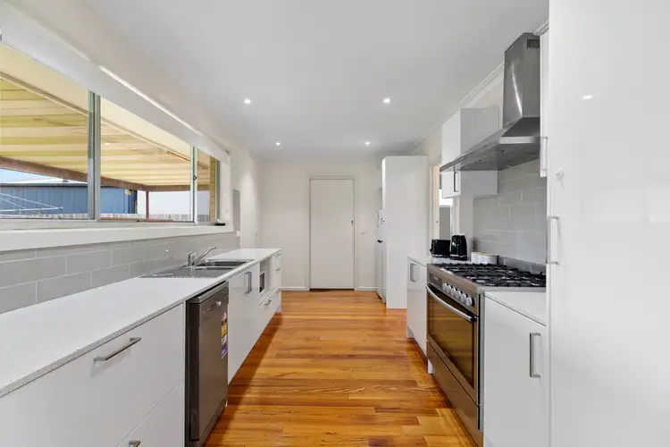 Sixth view of Homely house listing, 5 Cindy Court, Ferntree Gully VIC 3156