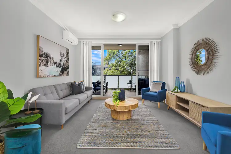 Second view of Homely unit listing, 15/6-16 Hargraves Street, Gosford NSW 2250