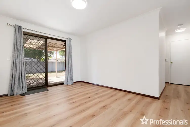 Fifth view of Homely semi-detached listing, 18B Doomben Court, Willetton WA 6155