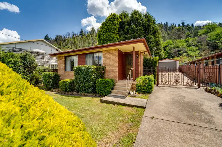 50 Macaulay Street, Lithgow NSW 2790