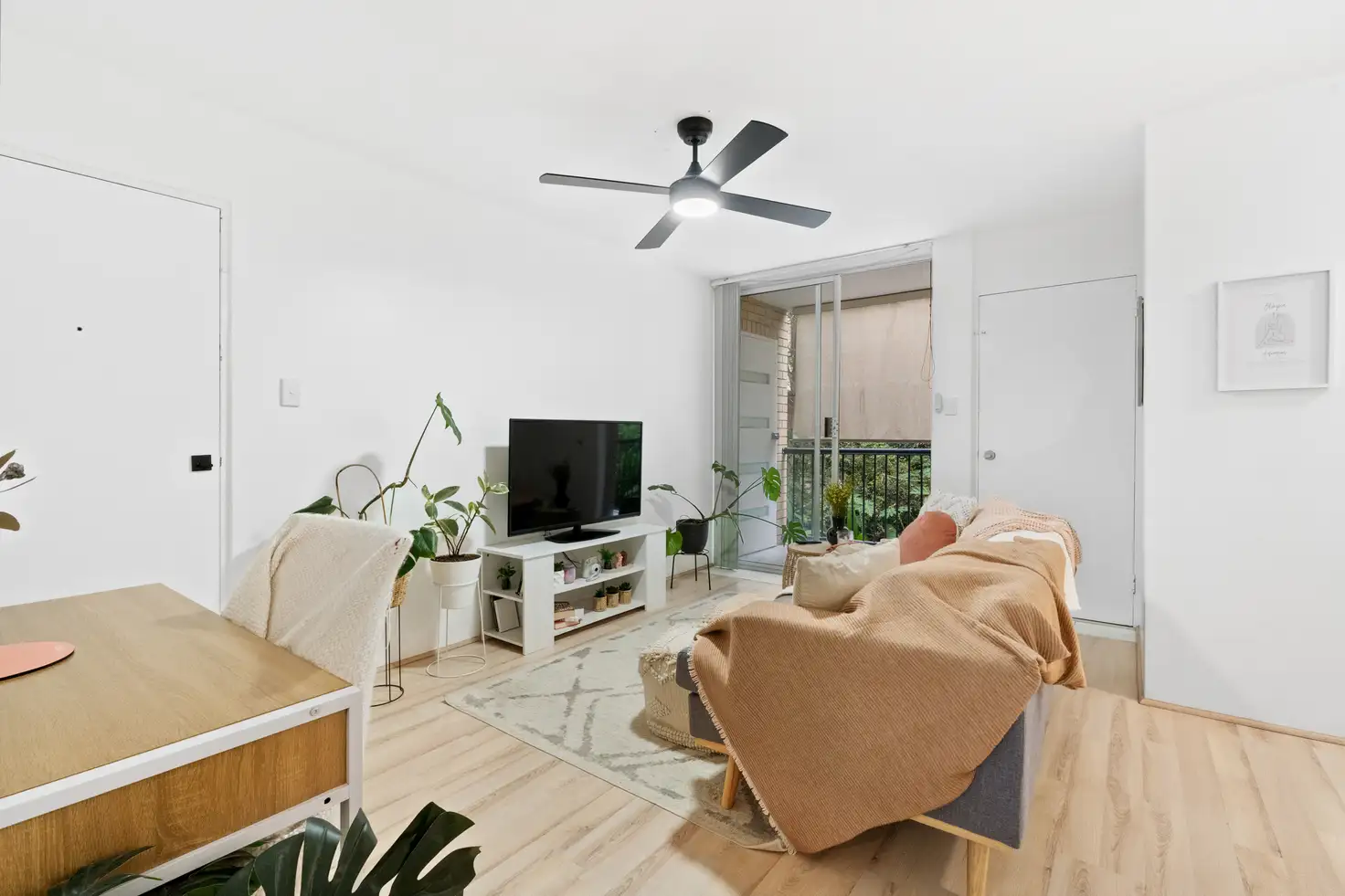 Main view of Homely unit listing, 2/3 Little Street, Albion QLD 4010