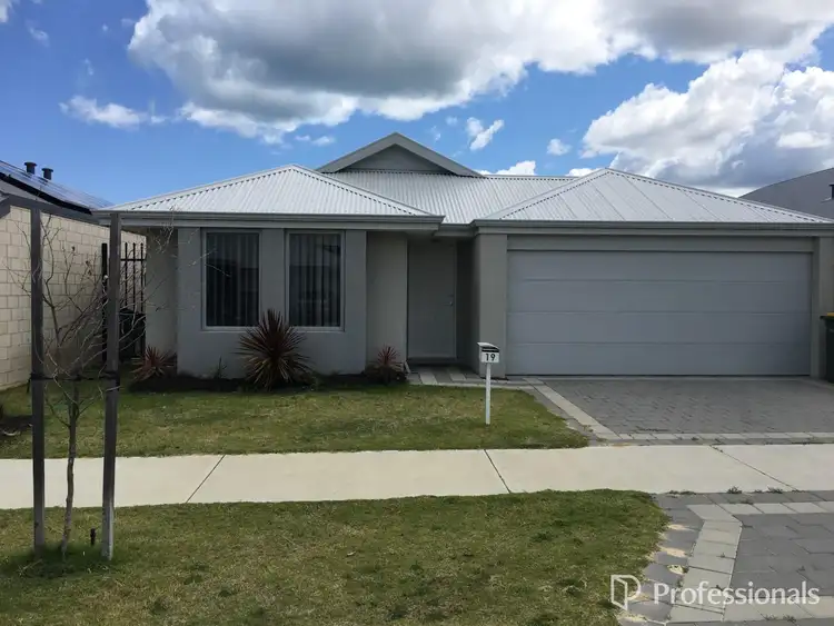 19 Persian Street, Eglinton WA 6034