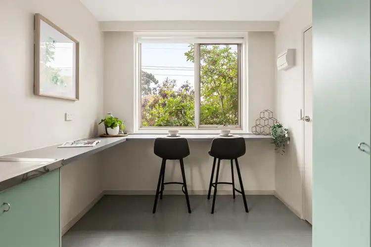 Fifth view of Homely apartment listing, 2/10 Wrexham Road, Windsor VIC 3181